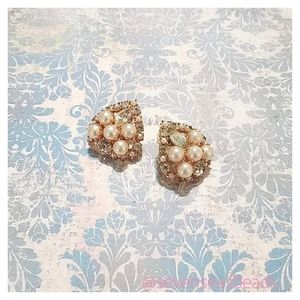 💘Vintage 1980s Glam Earrings